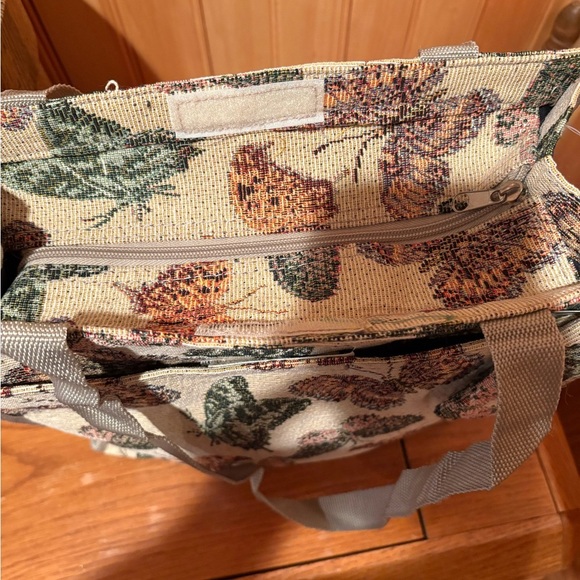 Vintage Butterfly Tapestry Tote Bag with coin Pouch - Picture 9 of 11